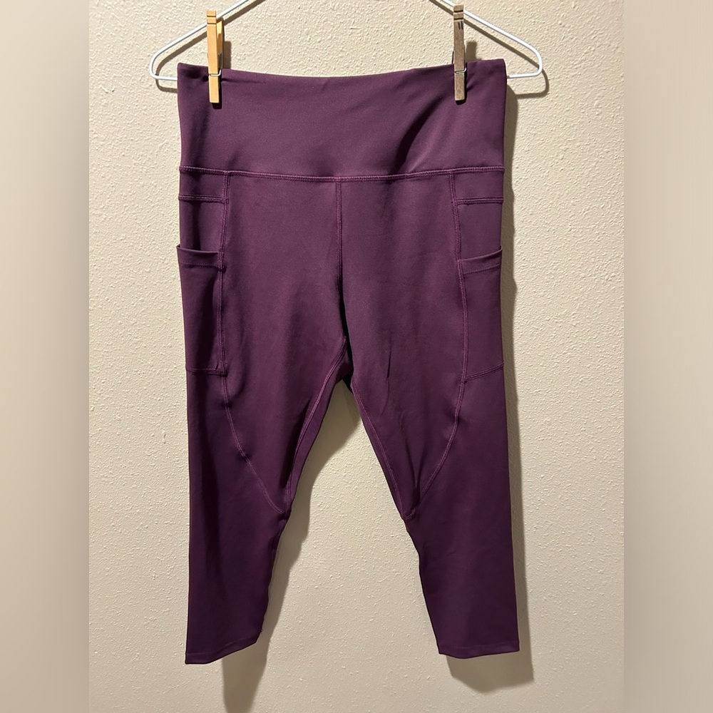 NWOT ZYIA‎ Light N Tight Leggings